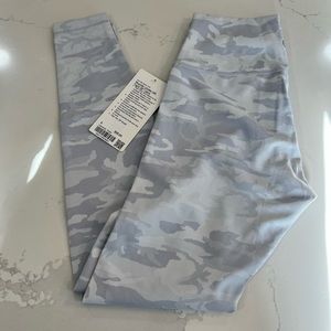 Lululemon Wunder under Leggings